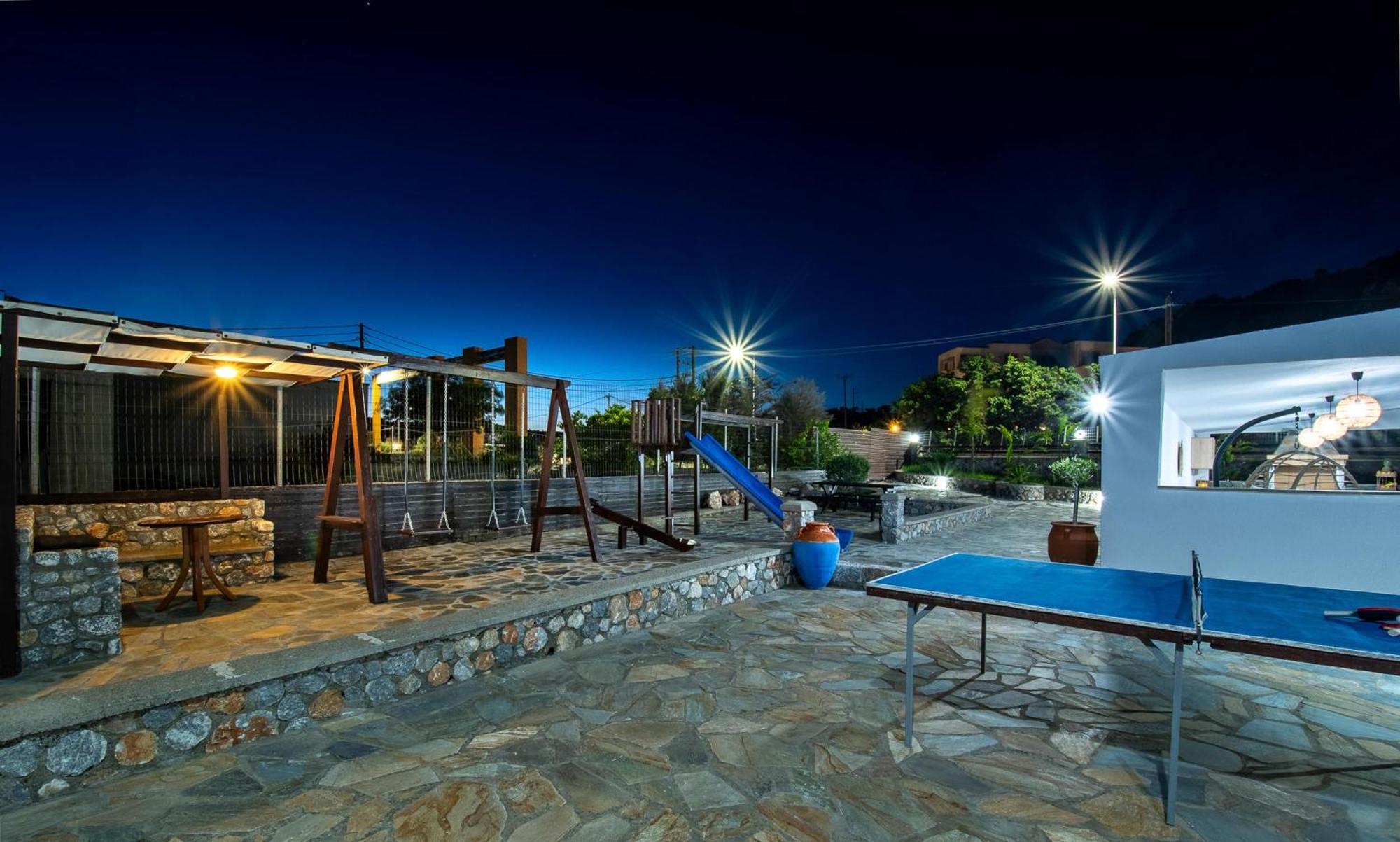 Maripaul Family Villa ลาร์ดอส ภายนอก รูปภาพ